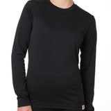 FEMALE MODEL WEARING A BLACK LONG SLEEVE PERFORMANCE LAYER