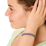 close up view of a female model wearing the surfers knot bracelet