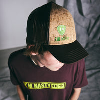 Caps